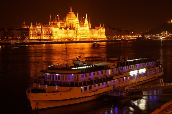 Картинка прогулка по дунаю 